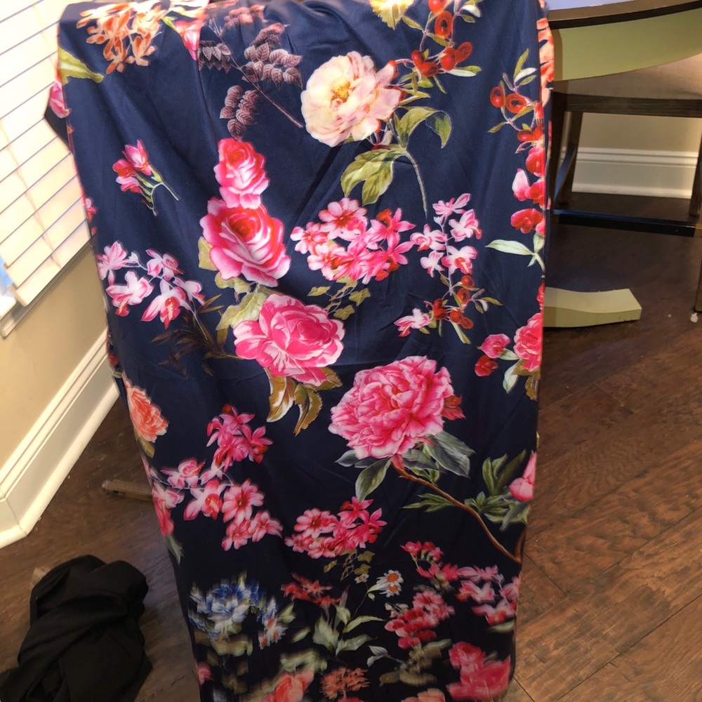 Floral Print Maxi Dress (with pockets)